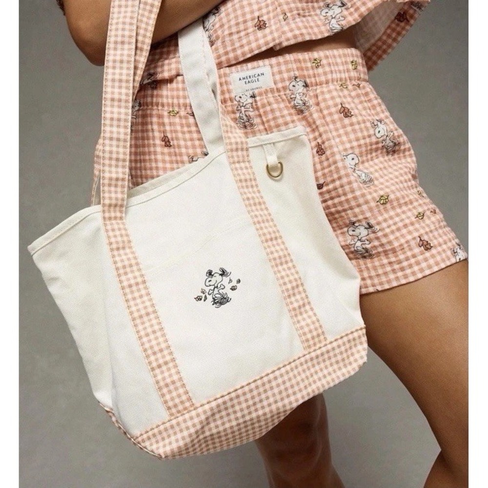 NWT American Eagle Peanuts Snoopy Dance Fall Off Duty Gingham Canvas Tote Bag
